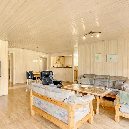 Feriehus 4 Bedroom Gorgeous In *