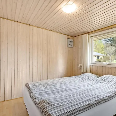 4 Bedroom Gorgeous In Feriehus